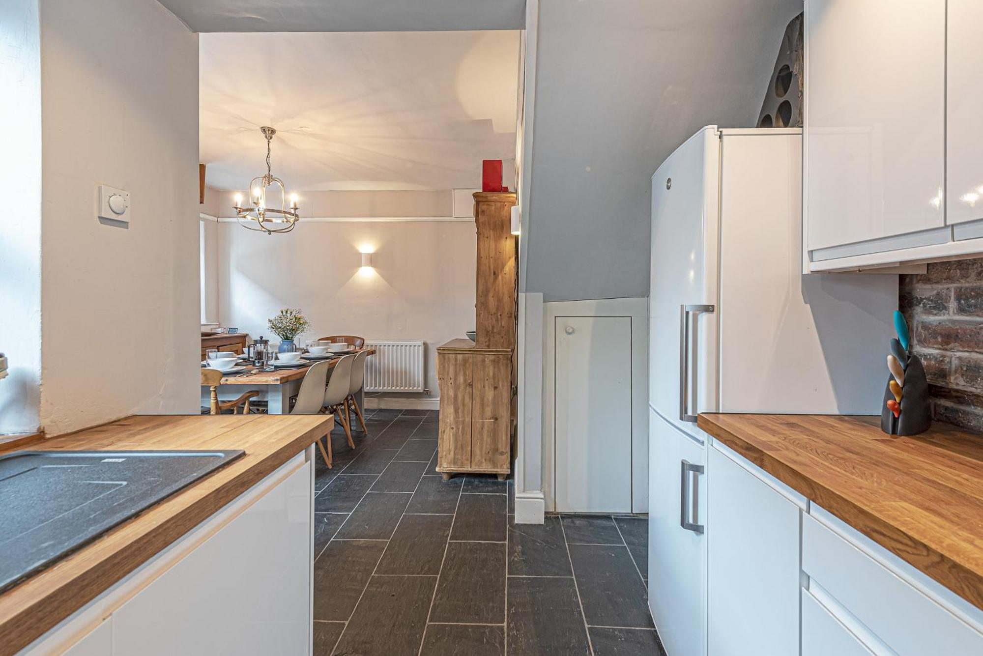 הוילה דולגלאו Character Townhouse In Town Centre & Superb Views מראה חיצוני תמונה