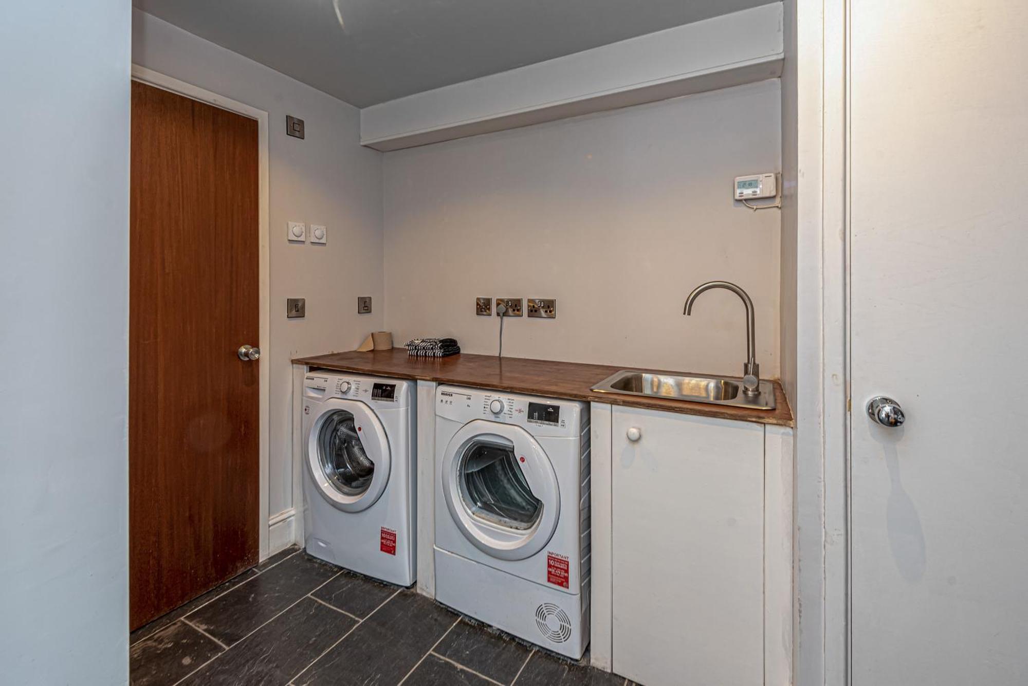 הוילה דולגלאו Character Townhouse In Town Centre & Superb Views מראה חיצוני תמונה