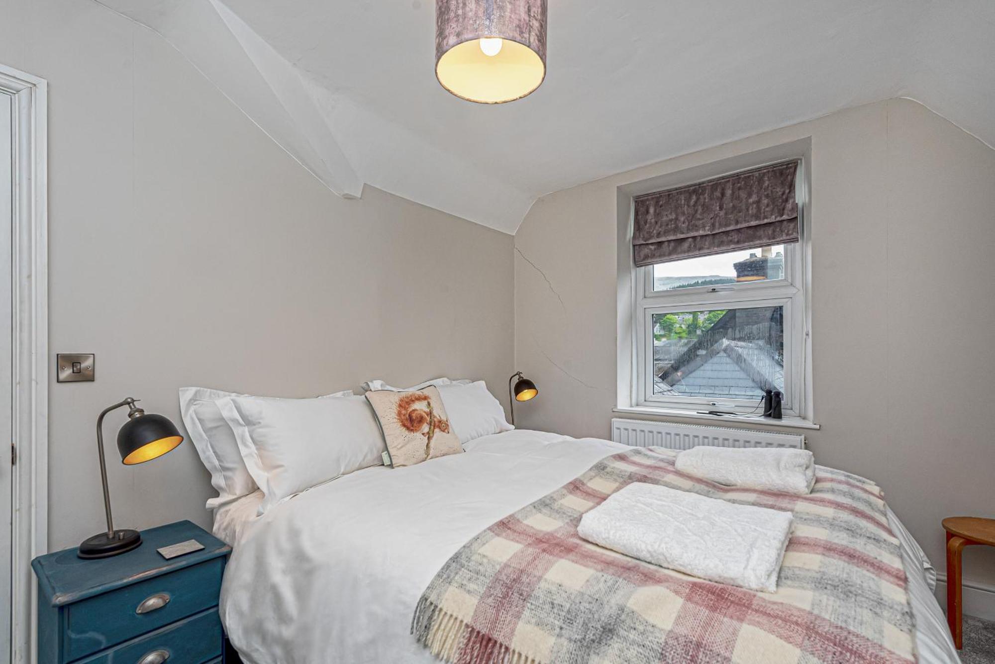 הוילה דולגלאו Character Townhouse In Town Centre & Superb Views מראה חיצוני תמונה