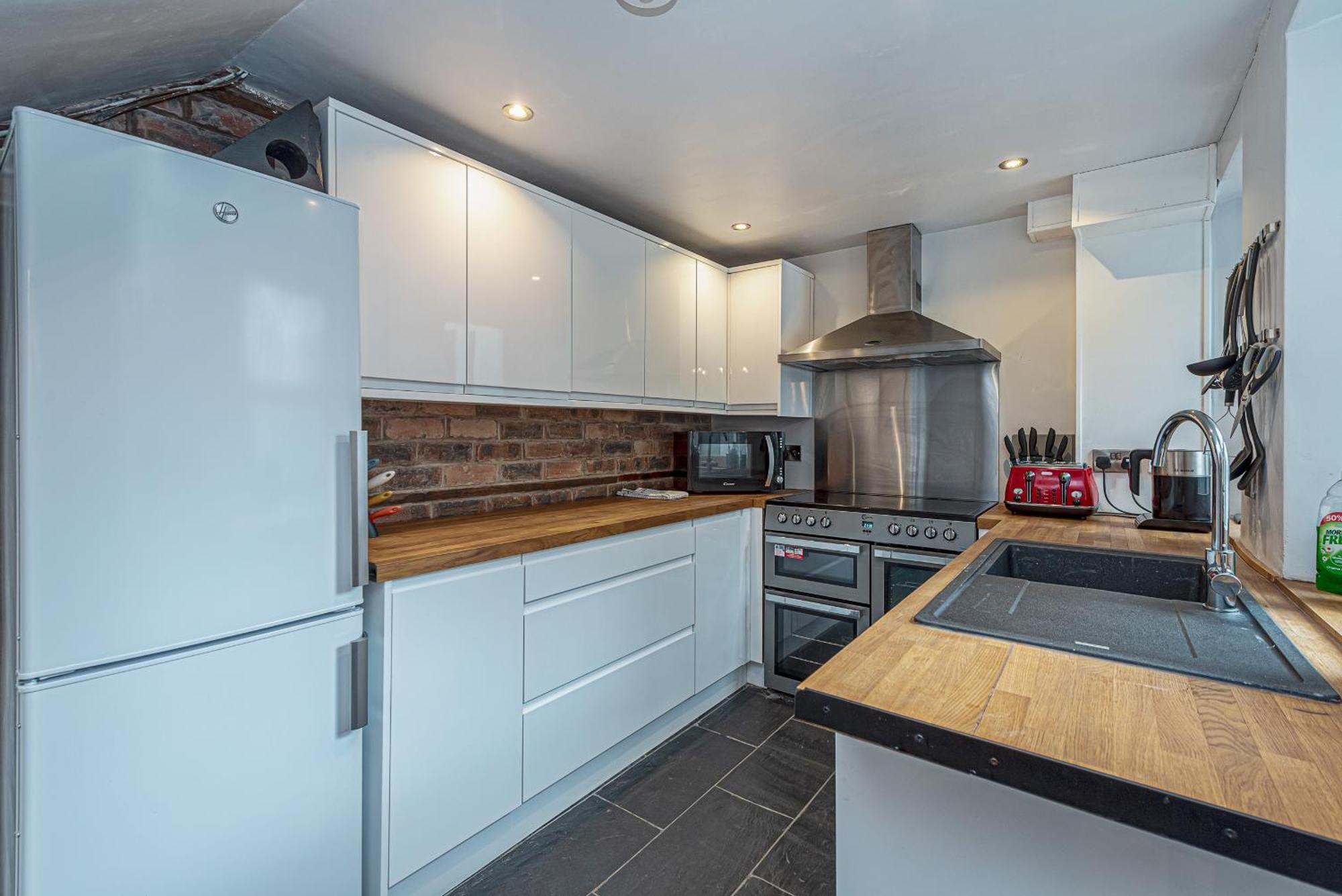 הוילה דולגלאו Character Townhouse In Town Centre & Superb Views מראה חיצוני תמונה