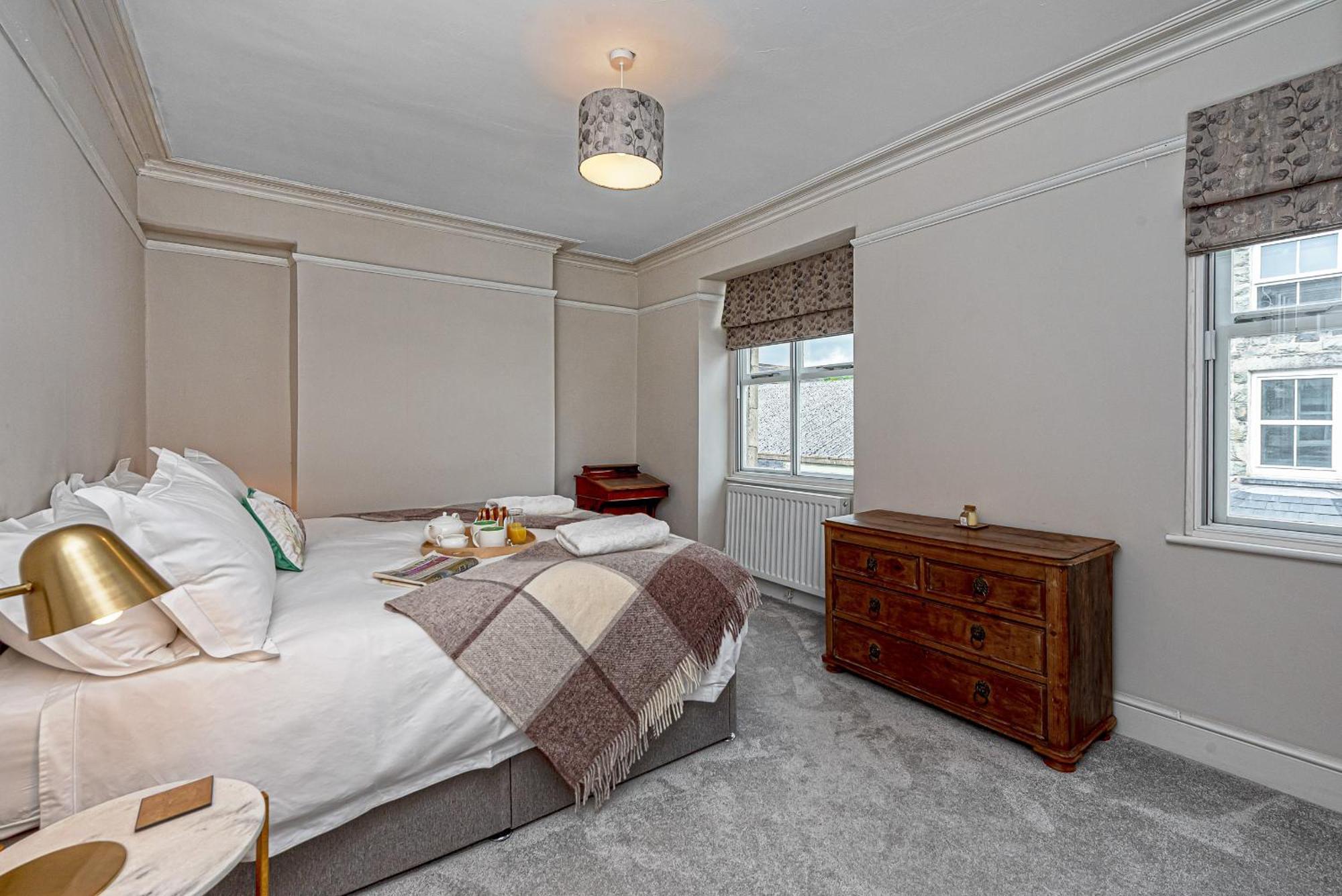 הוילה דולגלאו Character Townhouse In Town Centre & Superb Views מראה חיצוני תמונה